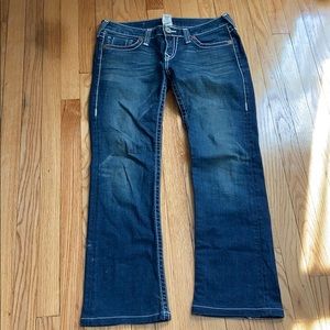 Woman’s true religion, flair size 32